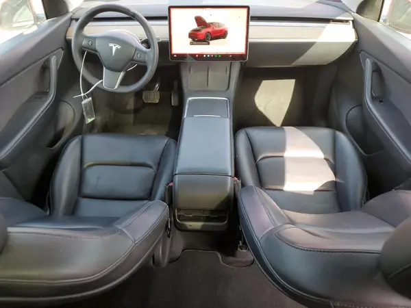 7SAYGDEE0NF484063 2022 TESLA MODEL Y - Image 8
