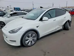7SAYGDEE0NF489361 2022 TESLA MODEL Y