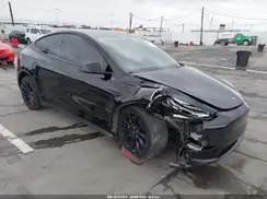 7SAYGDEE0NF508958 2022 TESLA MODEL Y