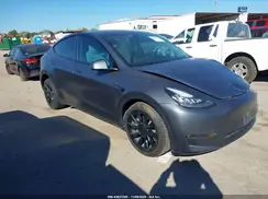 7SAYGDEE0NF513030 2022 TESLA MODEL Y