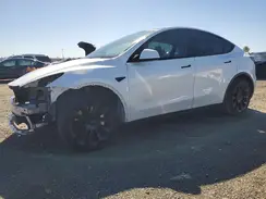 7SAYGDEE0NF523105 2022 TESLA MODEL Y
