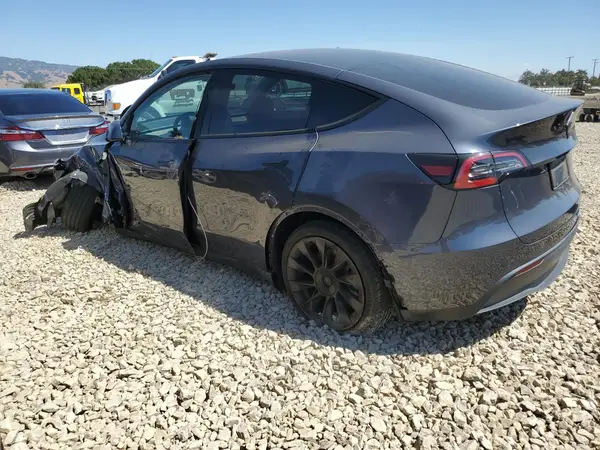 7SAYGDEE0NF536436 2022 TESLA MODEL Y - Image 2