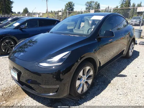 7SAYGDEE0NF559800 2022 TESLA MODEL Y - Image 2