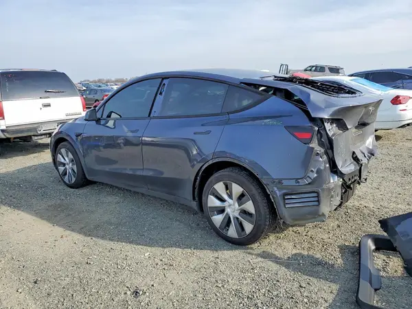 7SAYGDEE0NF570960 2022 TESLA MODEL Y - Image 2