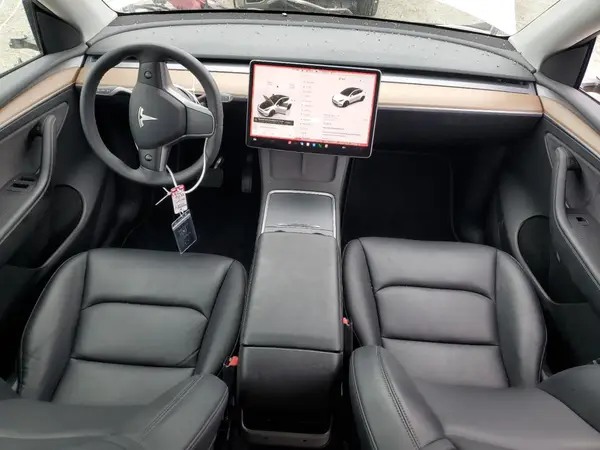 7SAYGDEE0NF572174 2022 TESLA MODEL Y - Image 8