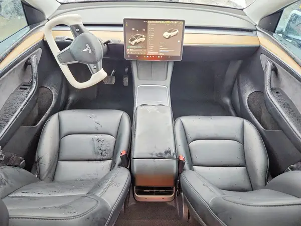 7SAYGDEE0PA024711 2023 TESLA MODEL Y - Image 8