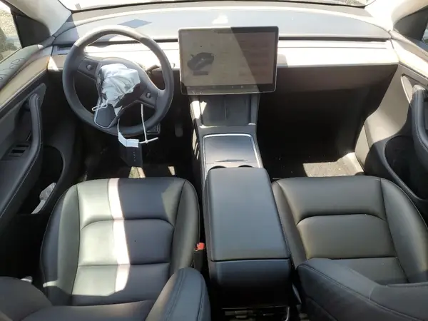 7SAYGDEE0PA031593 2023 TESLA MODEL Y - Image 8