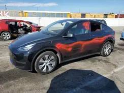 7SAYGDEE0PA032744 2023 TESLA MODEL Y