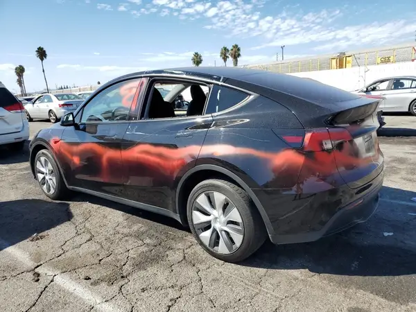7SAYGDEE0PA032744 2023 TESLA MODEL Y - Image 2