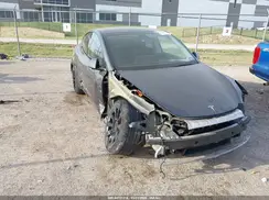 7SAYGDEE0PA035644 2023 TESLA MODEL Y