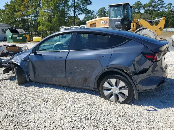 7SAYGDEE0PA037300 2023 TESLA MODEL Y - Image 2
