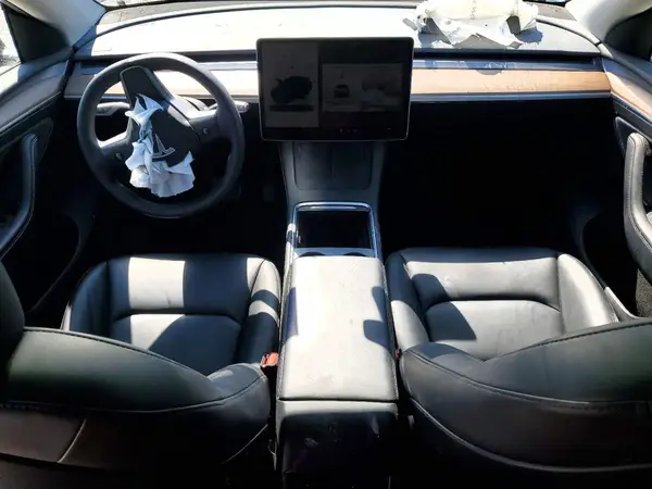 7SAYGDEE0PA037300 2023 TESLA MODEL Y - Image 8