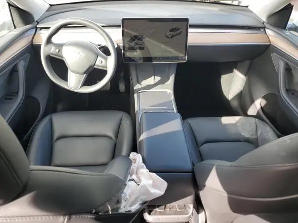 7SAYGDEE0PA037829 2023 TESLA MODEL Y - Image 8