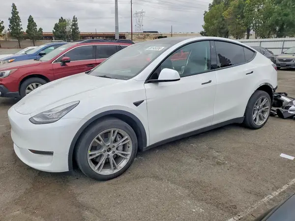 7SAYGDEE0PA039600 2023 TESLA MODEL Y - Image 1