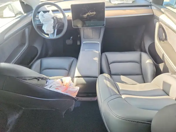 7SAYGDEE0PA042142 2023 TESLA MODEL Y - Image 8