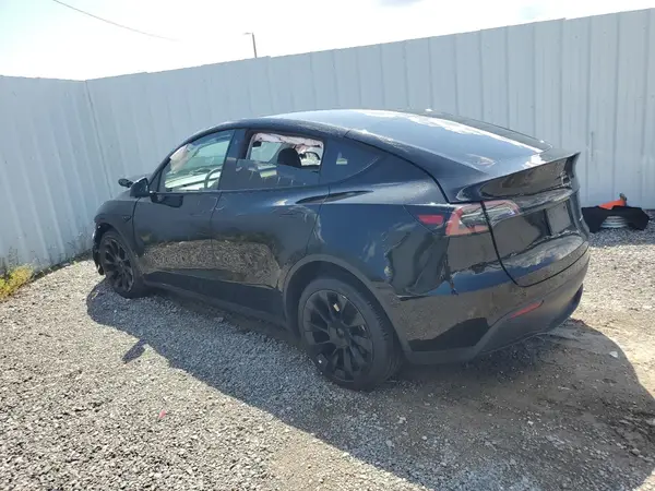 7SAYGDEE0PA043243 2023 TESLA MODEL Y - Image 2