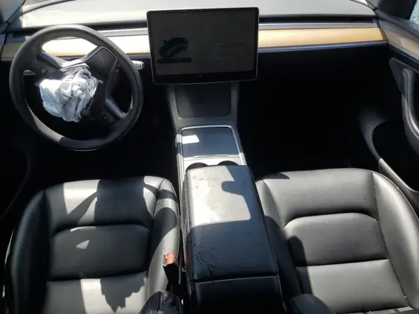 7SAYGDEE0PA043243 2023 TESLA MODEL Y - Image 8