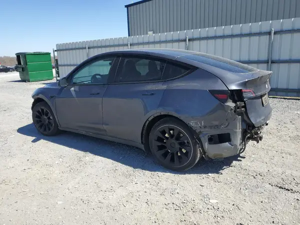 7SAYGDEE0PA050208 2023 TESLA MODEL Y - Image 2