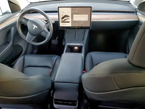 7SAYGDEE0PA053660 2023 TESLA MODEL Y - Image 8