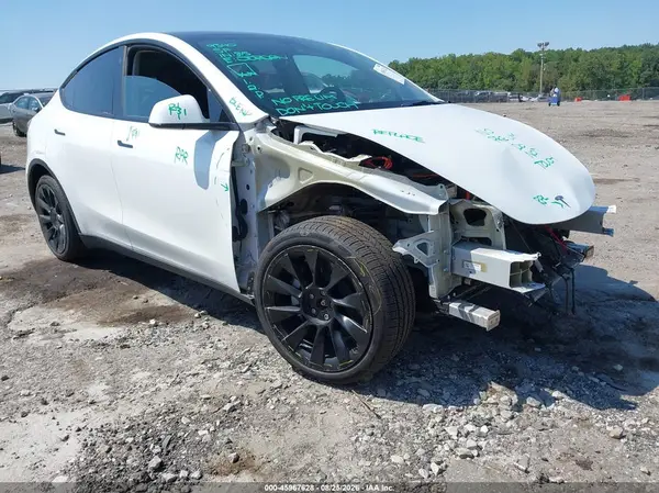 7SAYGDEE0PA058096 2023 TESLA MODEL Y - Image 1