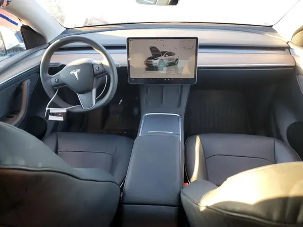 7SAYGDEE0PA063735 2023 TESLA MODEL Y - Image 8