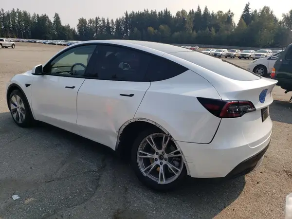 7SAYGDEE0PA067140 2023 TESLA MODEL Y - Image 2