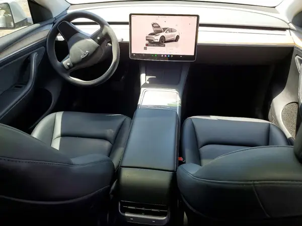 7SAYGDEE0PA070832 2023 TESLA MODEL Y - Image 8