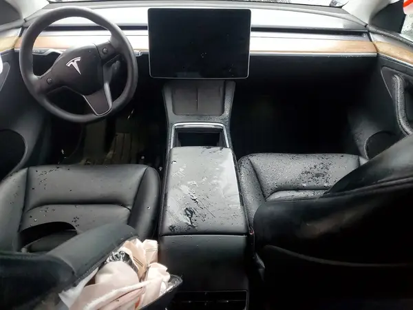 7SAYGDEE0PA074010 2023 TESLA MODEL Y - Image 8