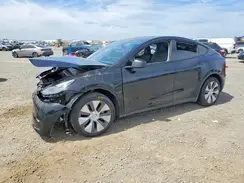 7SAYGDEE0PA077098 2023 TESLA MODEL Y