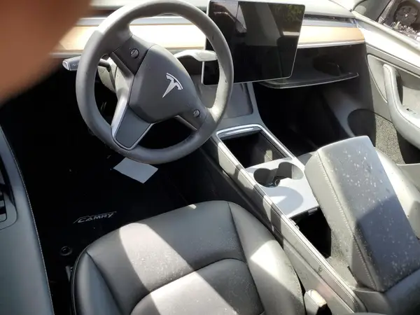 7SAYGDEE0PA077103 2023 TESLA MODEL Y - Image 8