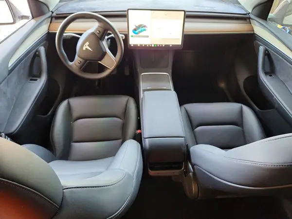 7SAYGDEE0PA077215 2023 TESLA MODEL Y - Image 8