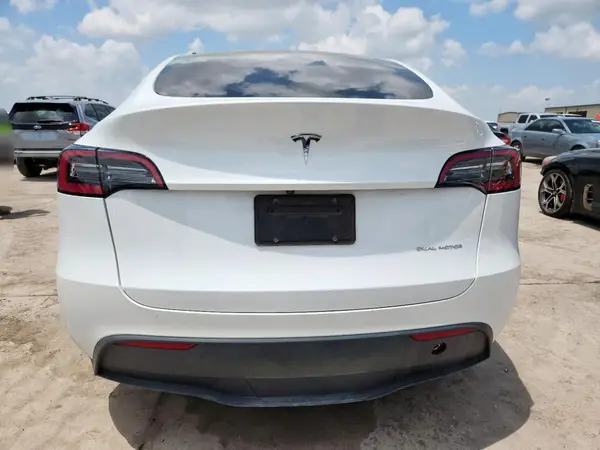 2023 TESLA MODEL Y COPART lot 64831285 auction photo 6