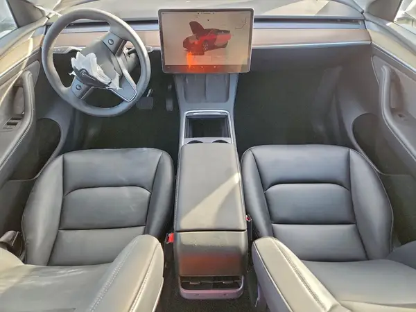 7SAYGDEE0PA077764 2023 TESLA MODEL Y - Image 8
