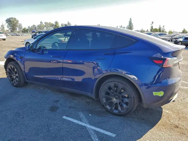 7SAYGDEE0PA078137 2023 TESLA MODEL Y - Image 2