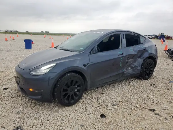 7SAYGDEE0PA079790 2023 TESLA MODEL Y - Image 1