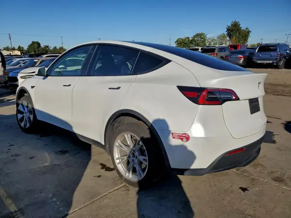 7SAYGDEE0PA093981 2023 TESLA MODEL Y - Image 2