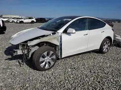7SAYGDEE0PA096864 2023 TESLA MODEL Y