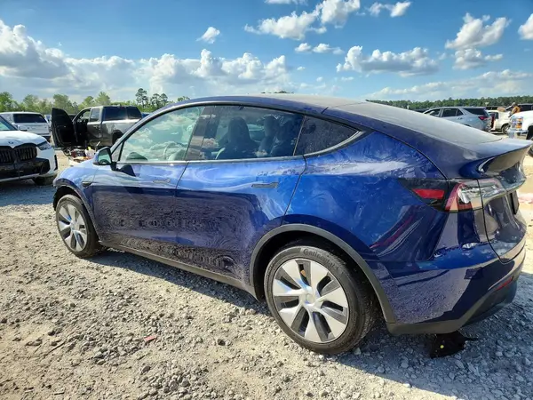 7SAYGDEE0PA099425 2023 TESLA MODEL Y - Image 2