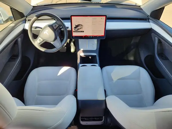 7SAYGDEE0PA100170 2023 TESLA MODEL Y - Image 8
