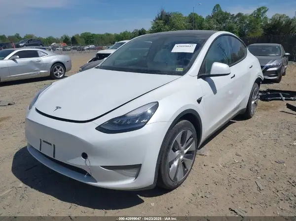 7SAYGDEE0PA106776 2023 TESLA MODEL Y - Image 2