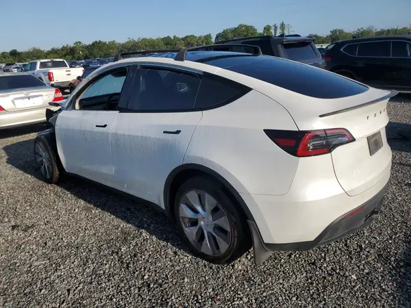 7SAYGDEE0PA114523 2023 TESLA MODEL Y - Image 2