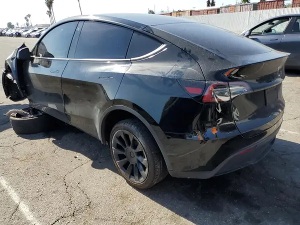 7SAYGDEE0PA116286 2023 TESLA MODEL Y - Image 2