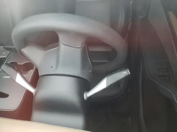 7SAYGDEE0PA123562 2023 TESLA MODEL Y - Image 8