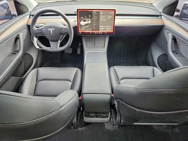 7SAYGDEE0PA124825 2023 TESLA MODEL Y - Image 8