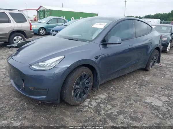 7SAYGDEE0PA125912 2023 TESLA MODEL Y - Image 2