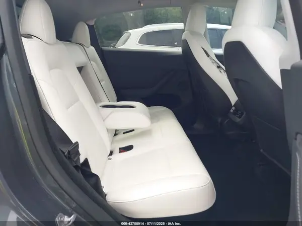 7SAYGDEE0PA125912 2023 TESLA MODEL Y - Image 8