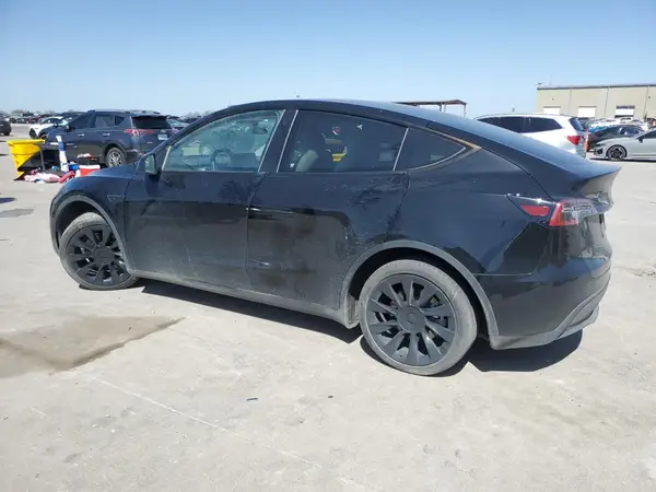 7SAYGDEE0PA126607 2023 TESLA MODEL Y - Image 2