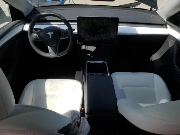 7SAYGDEE0PA126607 2023 TESLA MODEL Y - Image 8
