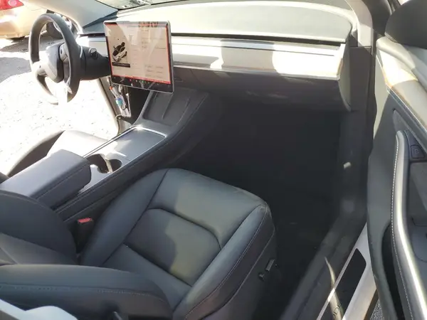 7SAYGDEE0PA129717 2023 TESLA MODEL Y - Image 8