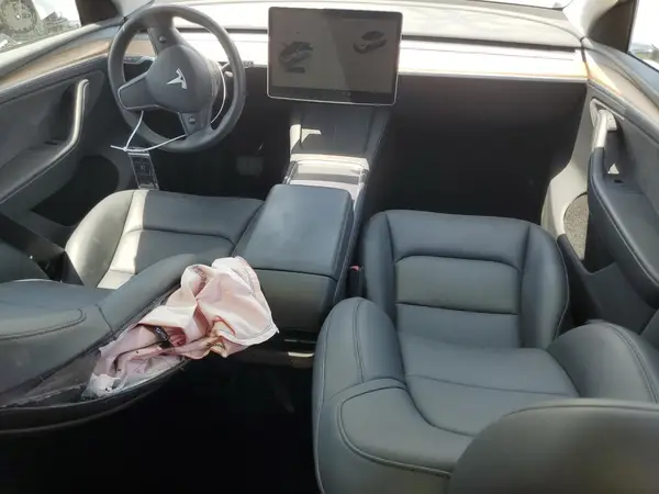 7SAYGDEE0PA138160 2023 TESLA MODEL Y - Image 8